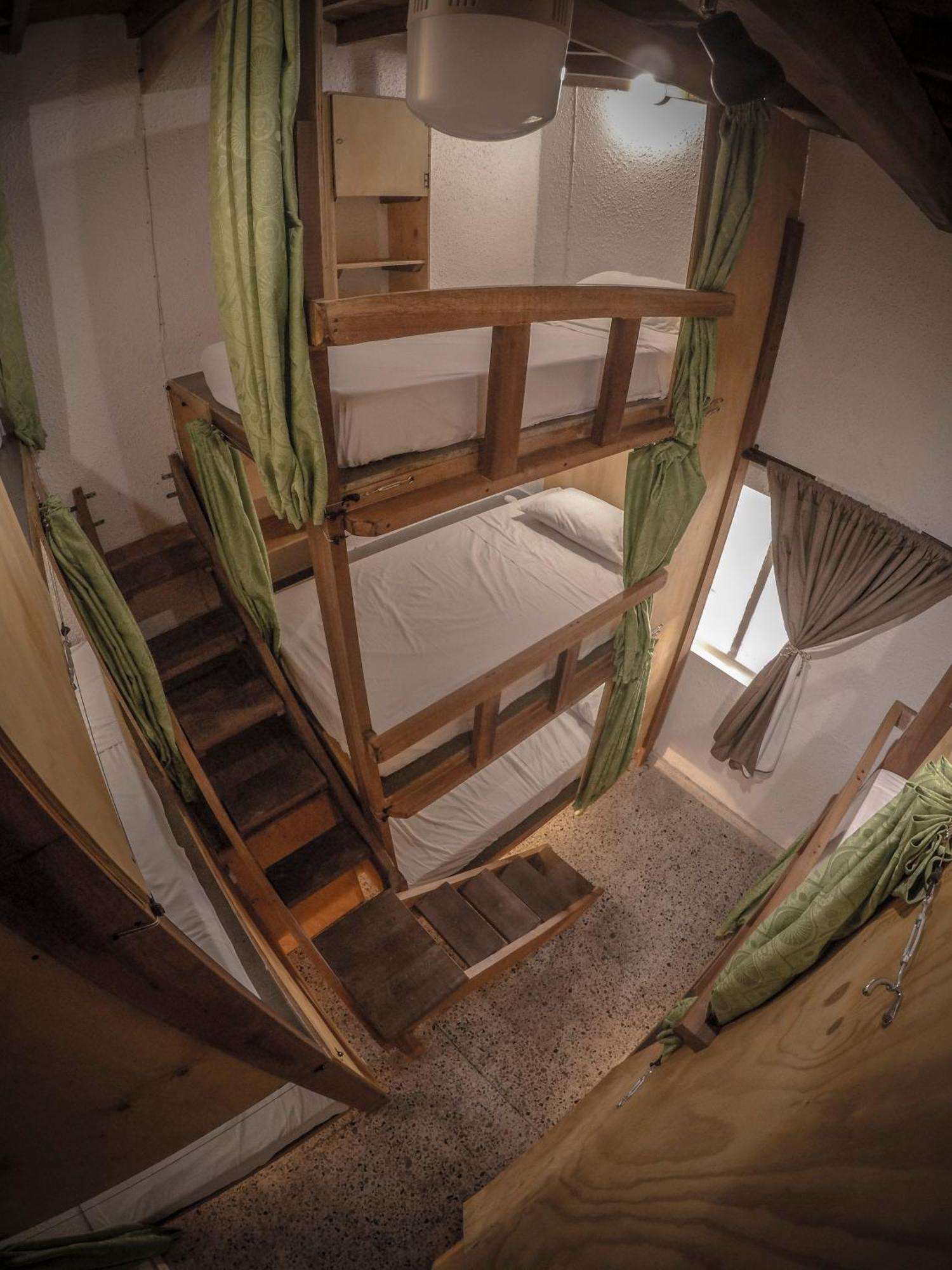 Al Bosque Hostel & Glamping Santa Elena  Luaran gambar