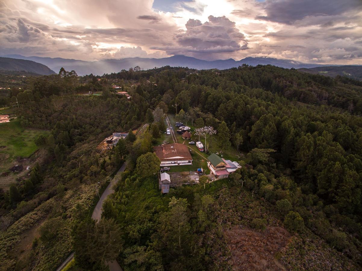Al Bosque Hostel & Glamping Santa Elena  Luaran gambar